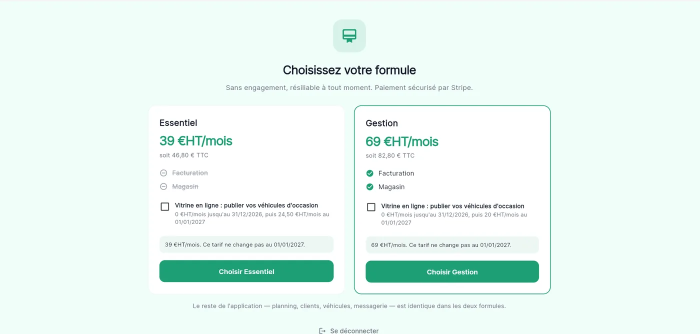 Écran de choix de la formule dans Rouage Pro : Essentiel à 39 € HT par mois et Gestion à 69 € HT par mois, avec pour chacune l'option vitrine en ligne et un bouton pour la choisir.